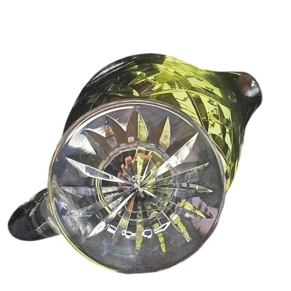 Cut Crystal Creamer 3.5" Tall 2.5" wide at mouth. EUC no chips or‎ cracks - Picture 7 of 12